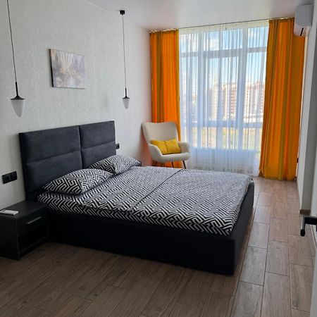 074 Апартаменты Жк Стожары Kiew Exterior foto